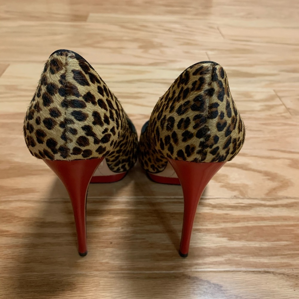 great to pair with any outfit